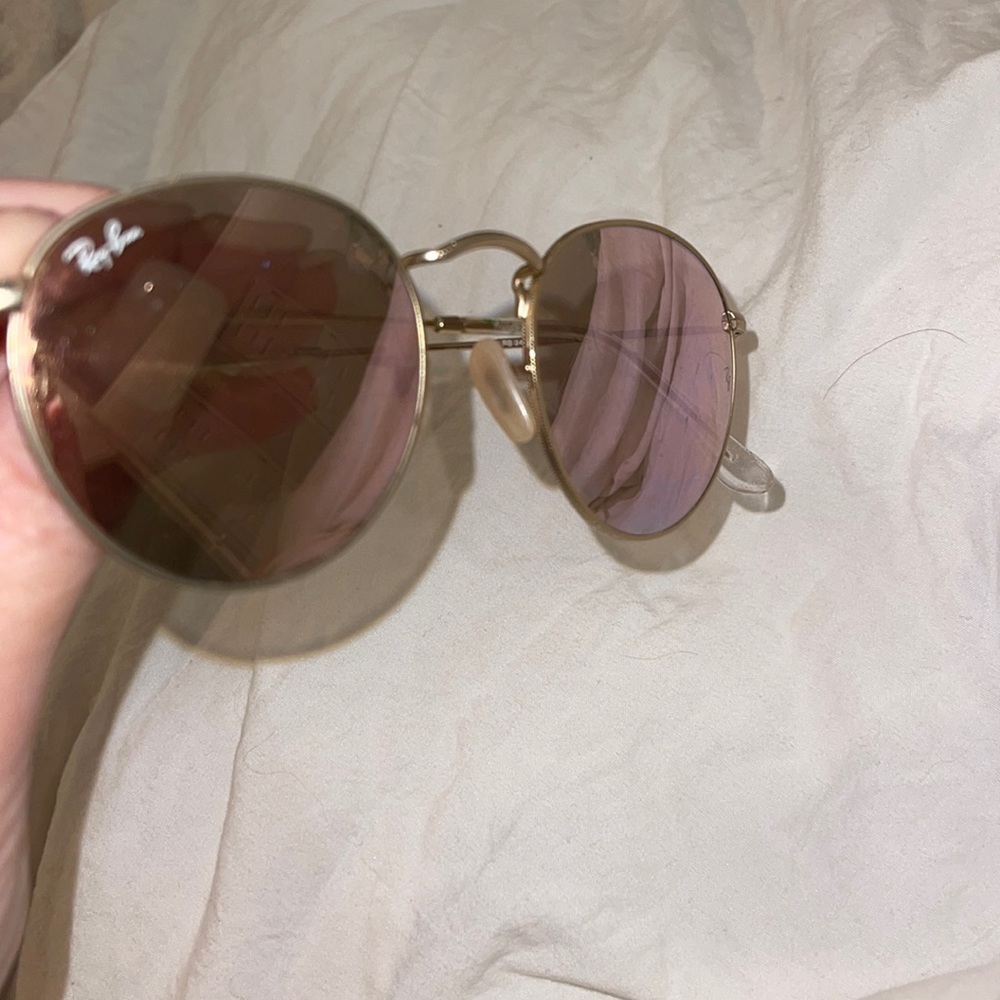 Ray Ban Sunglasses - Picture 3 of 5